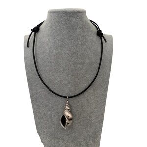 Hand Crafted Sterling Silver Seashell Pendant Black Leather Choker Neckl…
